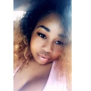 Meet your Posher, Ambria